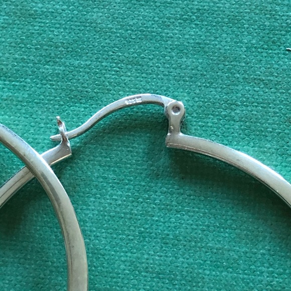 Hoop earrings - Picture 4 of 7